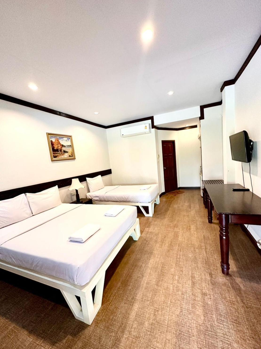 Bansuan Resort Nakhon Szavan Kültér fotó